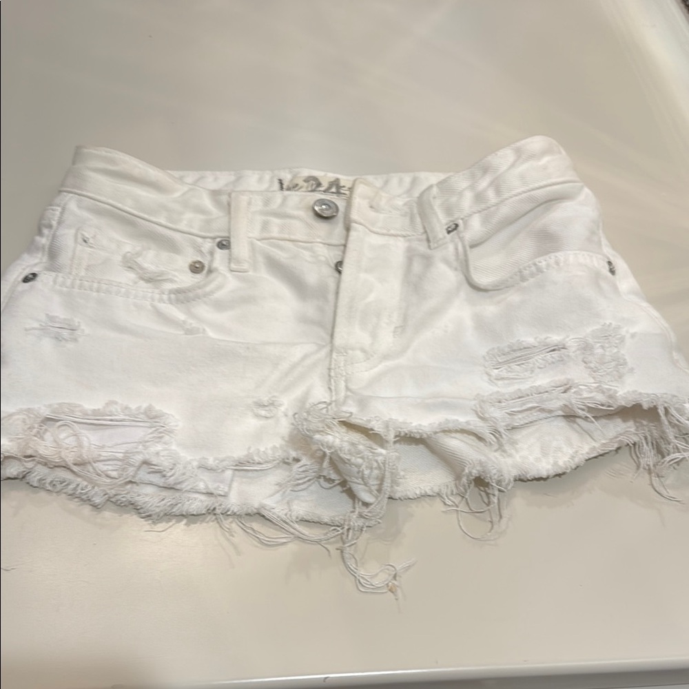 Free People - Size 24 - White Distressed Denim Shorts